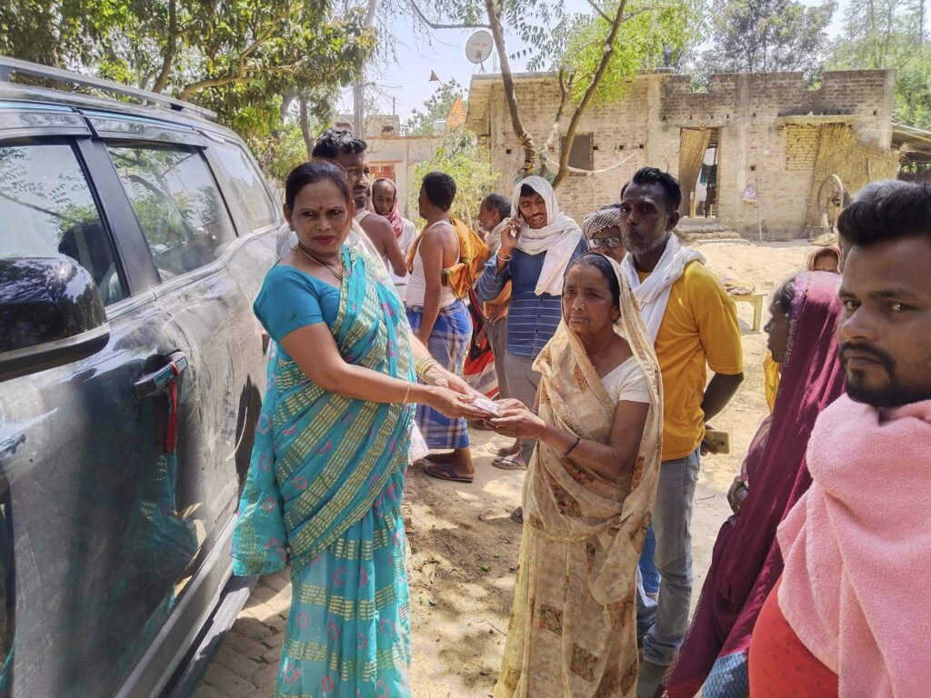 प्रीति किन्नर को जनसुराज ने भोरे विधानसभा क्षेत्र से टिकट दिया।