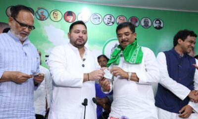 कुशवाहा को पार्टी में शामिल करते तेजस्वी यादव।