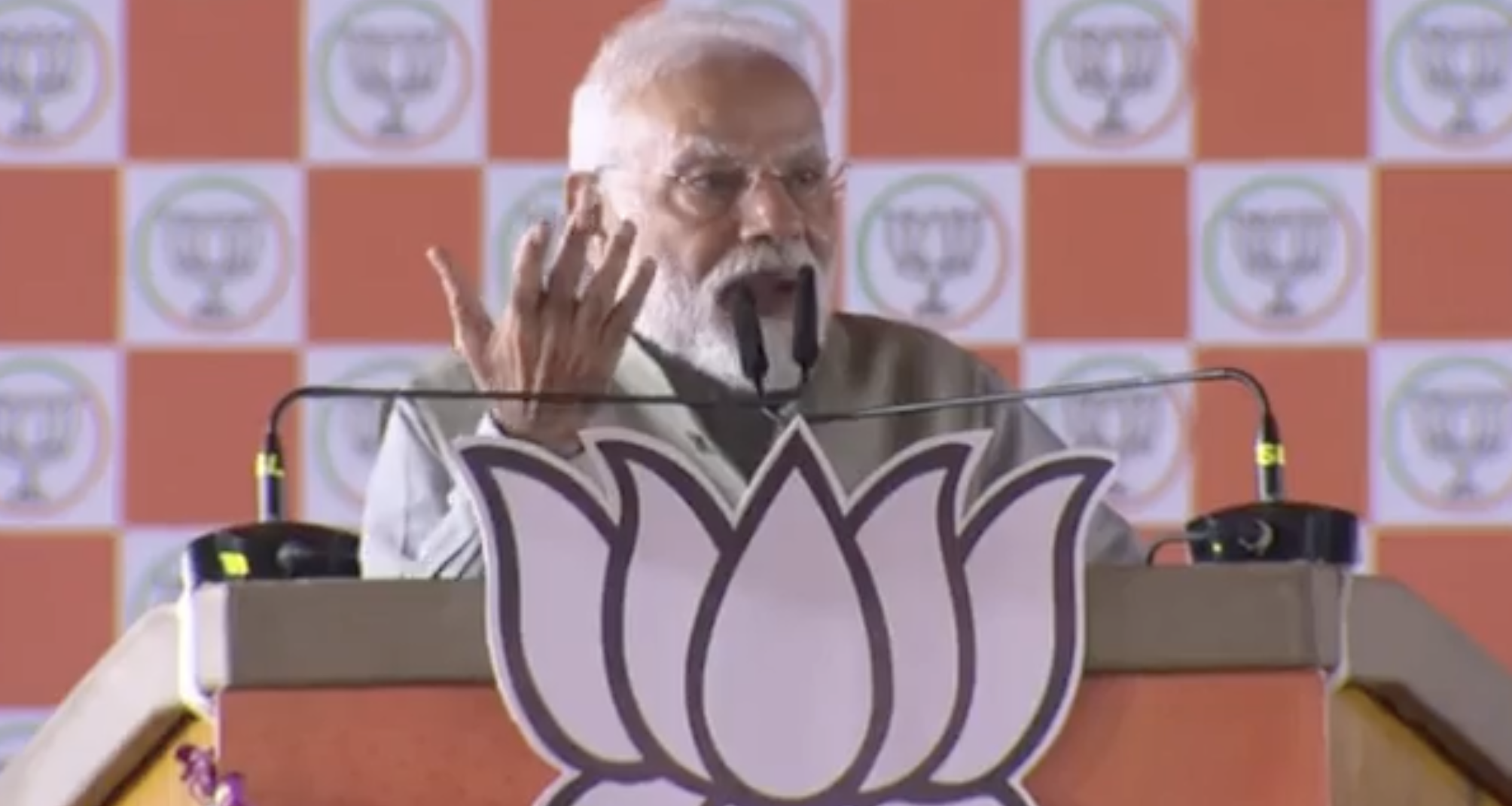 मुजफ्फरपुर रैली को संबोधित करते पीएम नरेंद्र मोदी