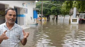 पुलिस थाने में भी पानी भर गया। 