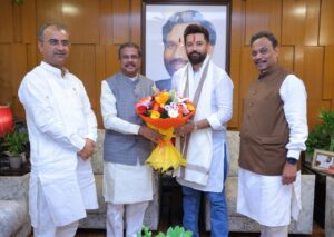 चिराग पासवान से 7 अक्तूबर को मिले बिहार चुनाव प्रभारी। 