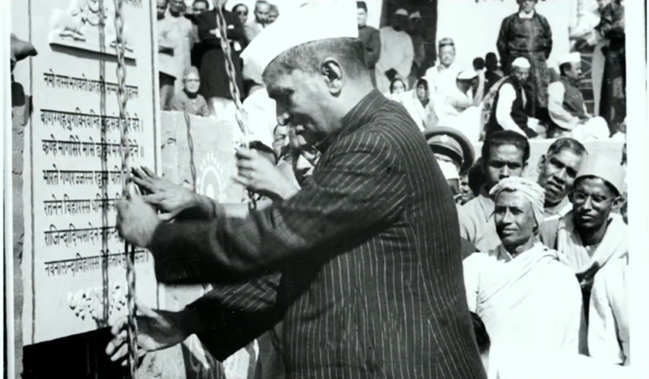 By The image belongs to the Nava Nalanda Mahavihara and I have permission - https://www.youtube.com/watch?v=VKXzC6nb-34, Public Domain, Link