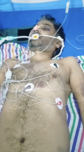 मौत से पहले वेंटिलेटर पर मो. इम्तियाज ।