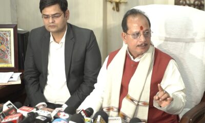 प्रेसवार्ता को संबोधित करते उपमुख्यमंत्री विजय कुमार सिन्हा