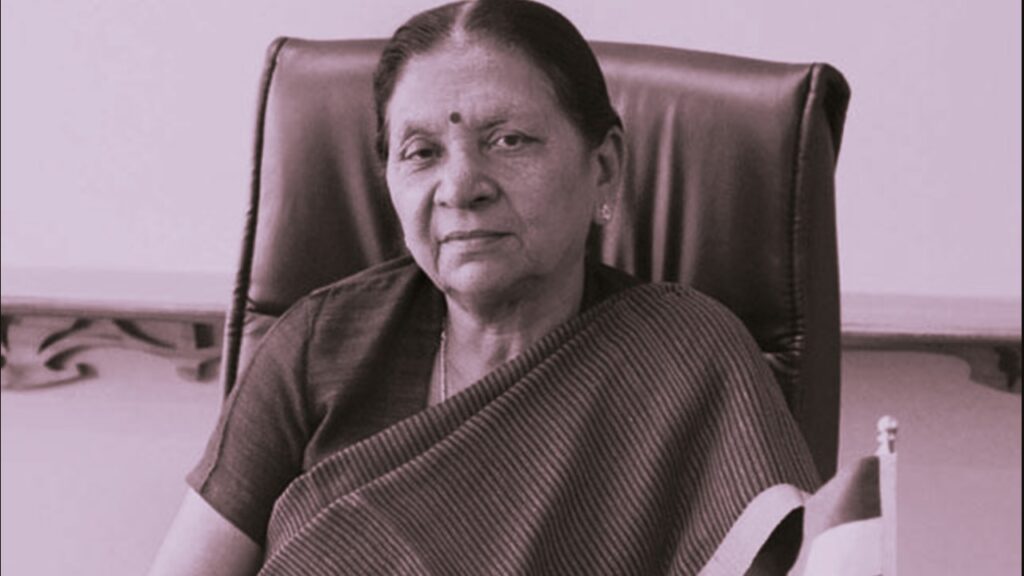 राज्यपाल आनंदीबेन पटेल