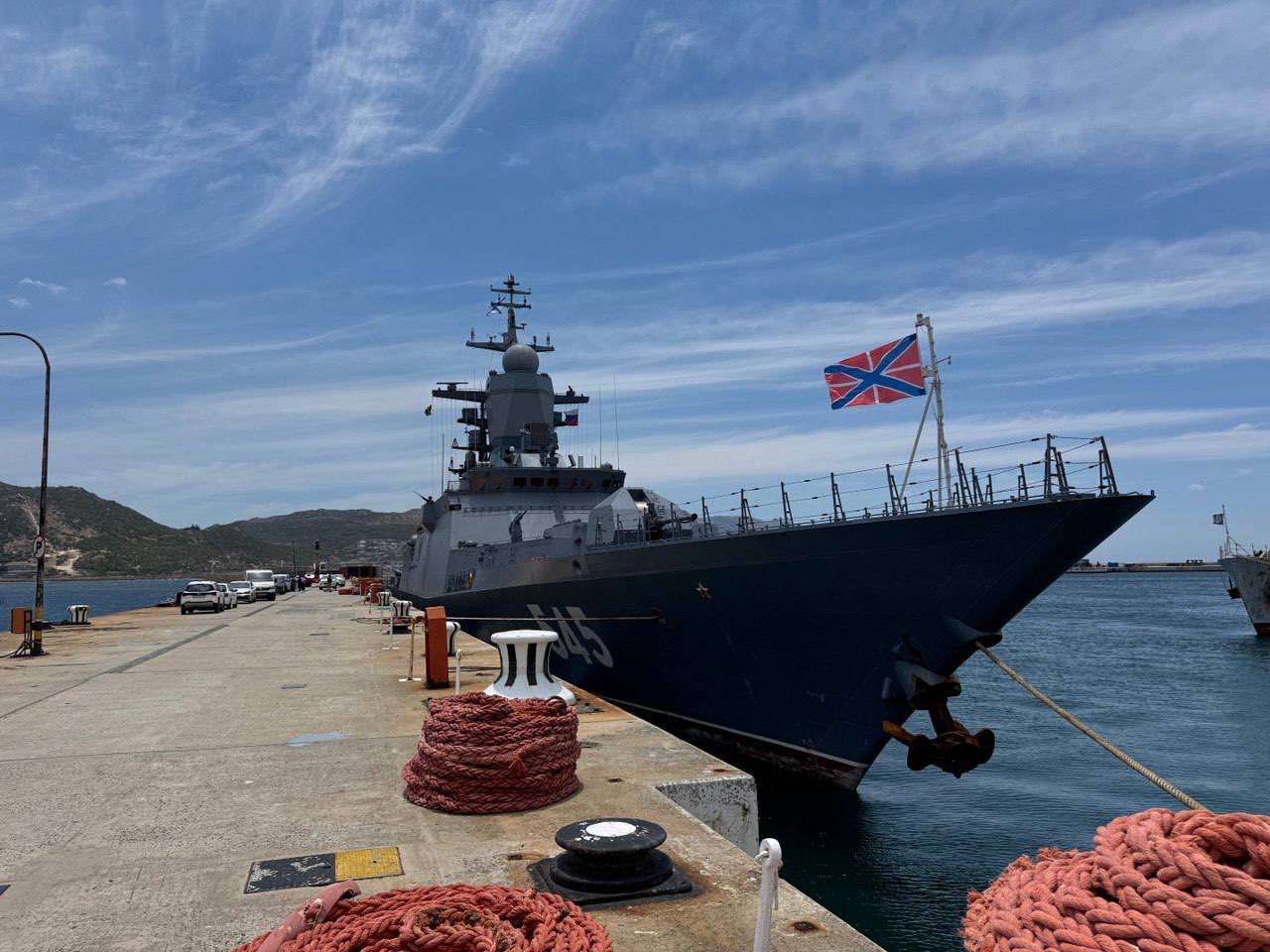 दक्षिण अफ्रीका में हो रहे संयुक्त नौसेना अभ्यास के दौरान रूस का जहाज ( credit - X/Russian Embassy in South Africa)