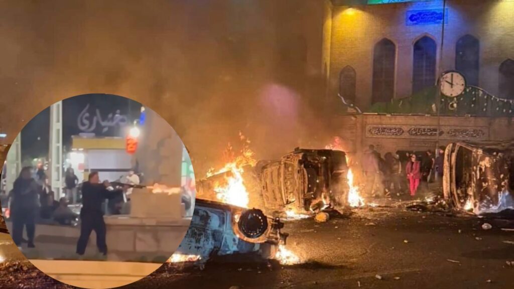 ईरान में सरकार विरोधी प्रदर्शन के चलते पूरे देश में इंटरनेट बंद कर दिया गया है। यह तस्वीर 8 जनवरी के प्रदर्शन की है। (साभार - X)