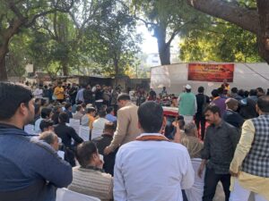 जंतर-मंतर पर नीट आकांक्षी छात्रा हत्याकांड को लेकर लोग जुटे, इसे 'बिहार की निर्भया' कहा गया। (फोटो - X/@pappuyadavjapl)