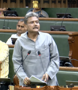विधानसभा में बोलते शिक्षा मंत्री सुनील कुमार (credit - Facebook/Sunil Kumar)