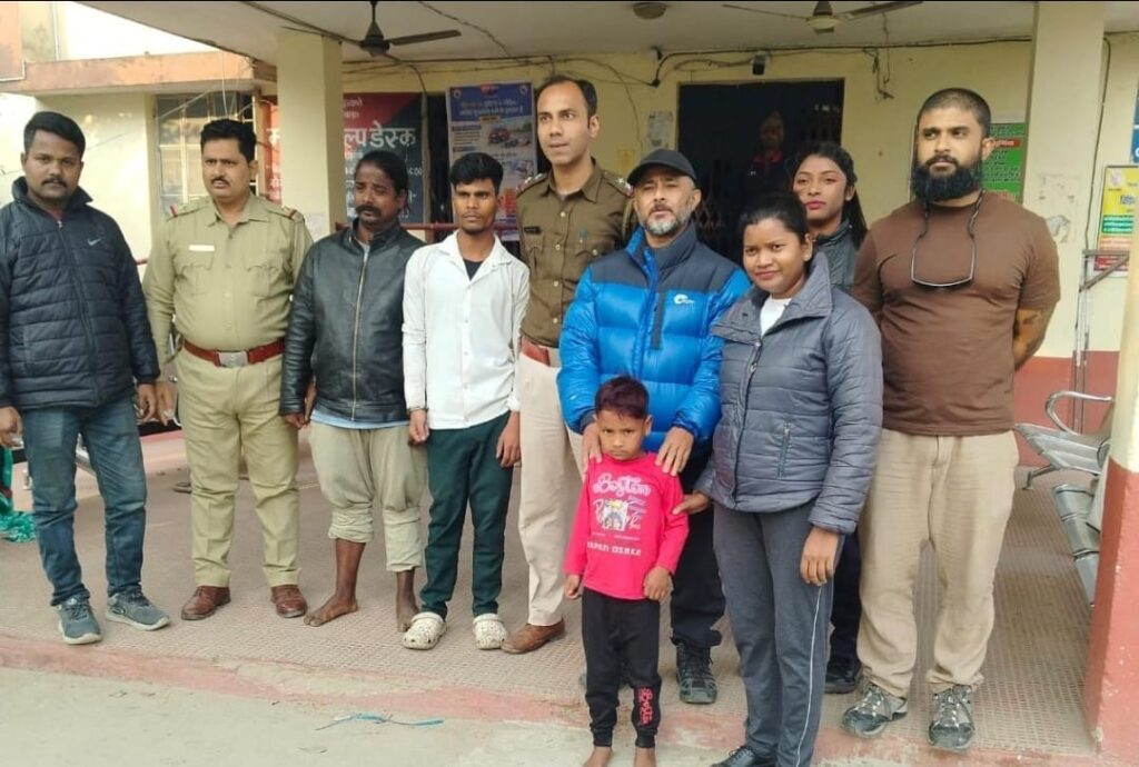 पूर्णिया में बच्चे को पुलिस ने सुरक्षित बरामद कर लिया।